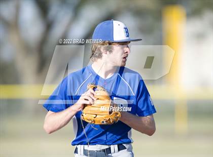 Thumbnail 3 in Bourgeois @ Thibodaux photogallery.
