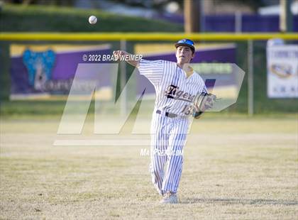 Thumbnail 3 in Bourgeois @ Thibodaux photogallery.