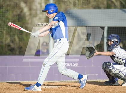 Thumbnail 2 in Bourgeois @ Thibodaux photogallery.