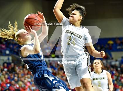 Thumbnail 1 in Jonesboro vs. Greenwood (AAA 6A Final) photogallery.