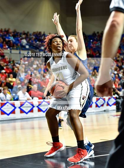 Thumbnail 2 in Jonesboro vs. Greenwood (AAA 6A Final) photogallery.