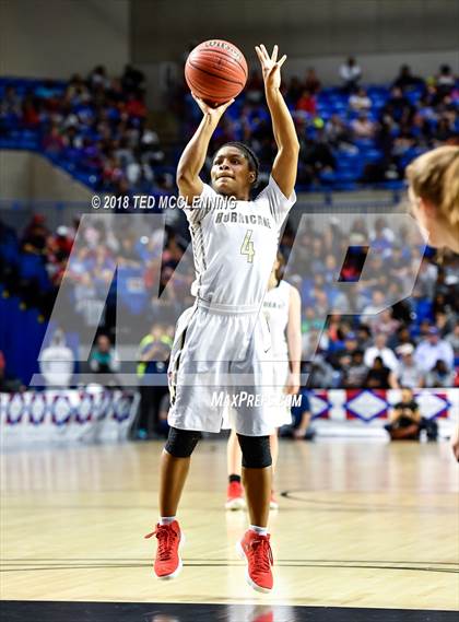 Thumbnail 2 in Jonesboro vs. Greenwood (AAA 6A Final) photogallery.