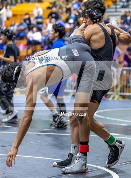 Thumbnail 3 in Mart Blast Mann Classic photogallery.