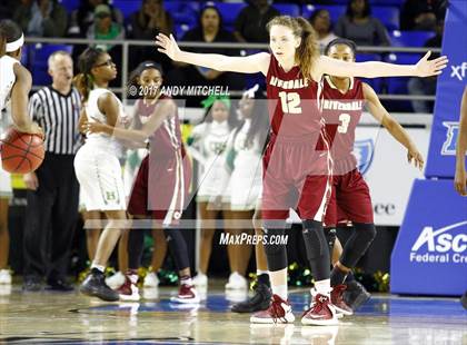 Thumbnail 3 in Riverdale vs. Memphis Central (TSSAA Division I Class AAA Final) photogallery.