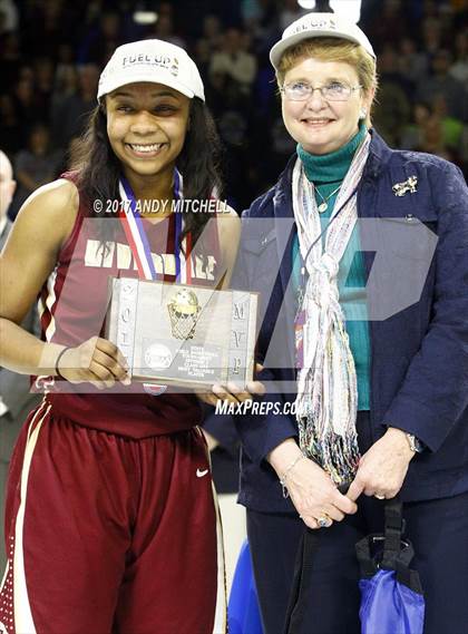 Thumbnail 1 in Riverdale vs. Memphis Central (TSSAA Division I Class AAA Final) photogallery.