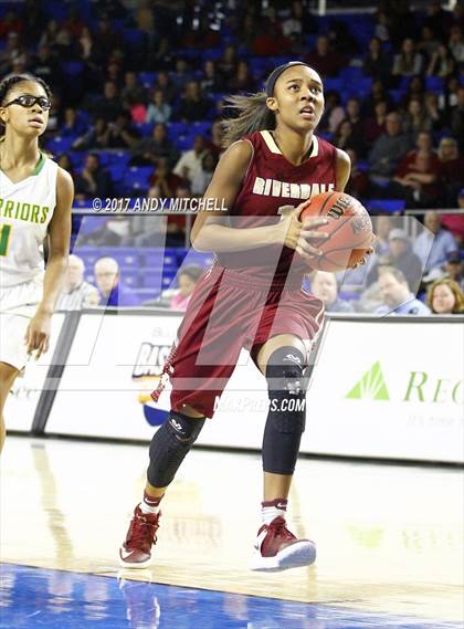 Thumbnail 2 in Riverdale vs. Memphis Central (TSSAA Division I Class AAA Final) photogallery.