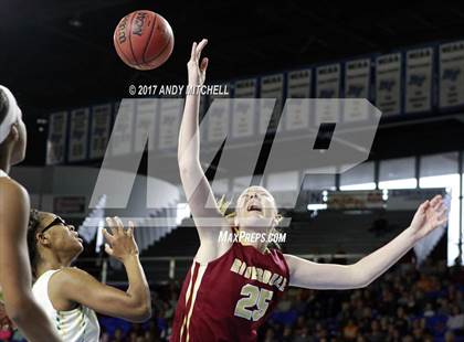 Thumbnail 2 in Riverdale vs. Memphis Central (TSSAA Division I Class AAA Final) photogallery.