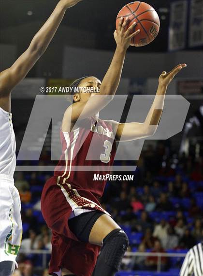 Thumbnail 1 in Riverdale vs. Memphis Central (TSSAA Division I Class AAA Final) photogallery.