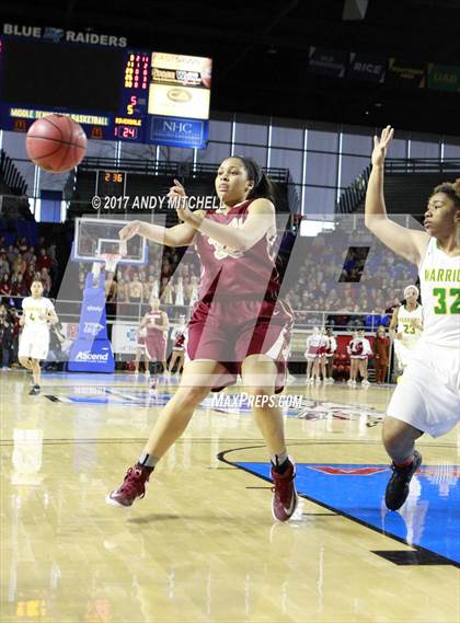 Thumbnail 1 in Riverdale vs. Memphis Central (TSSAA Division I Class AAA Final) photogallery.