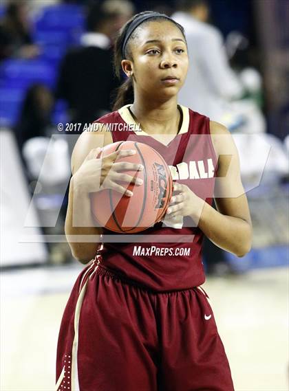 Thumbnail 1 in Riverdale vs. Memphis Central (TSSAA Division I Class AAA Final) photogallery.