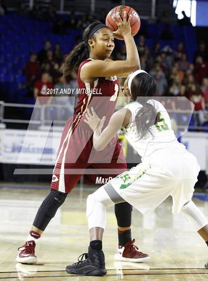 Thumbnail 3 in Riverdale vs. Memphis Central (TSSAA Division I Class AAA Final) photogallery.