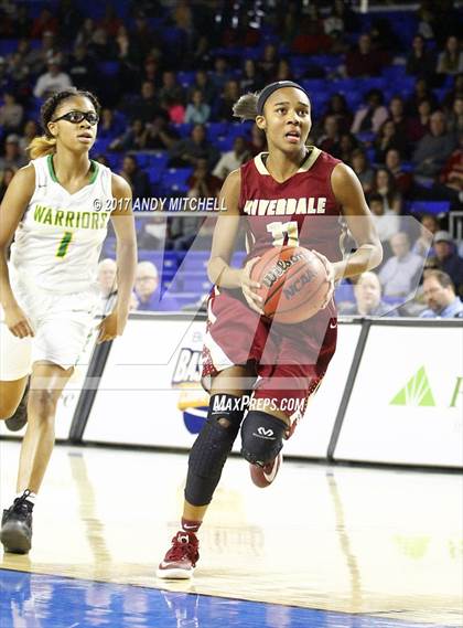 Thumbnail 1 in Riverdale vs. Memphis Central (TSSAA Division I Class AAA Final) photogallery.