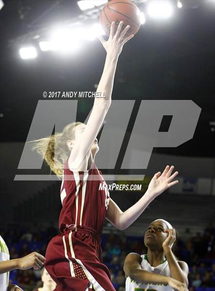 Thumbnail 2 in Riverdale vs. Memphis Central (TSSAA Division I Class AAA Final) photogallery.
