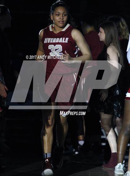 Thumbnail 2 in Riverdale vs. Memphis Central (TSSAA Division I Class AAA Final) photogallery.