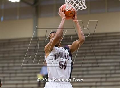 Thumbnail 3 in St. Anthony vs. Highlands (SAISD Tournament) photogallery.
