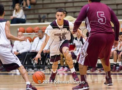 Thumbnail 3 in St. Anthony vs. Highlands (SAISD Tournament) photogallery.