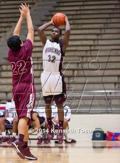 Thumbnail 3 in St. Anthony vs. Highlands (SAISD Tournament) photogallery.