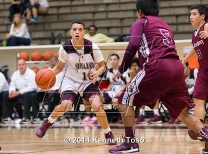 Thumbnail 1 in St. Anthony vs. Highlands (SAISD Tournament) photogallery.