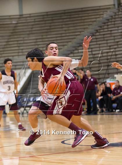 Thumbnail 1 in St. Anthony vs. Highlands (SAISD Tournament) photogallery.