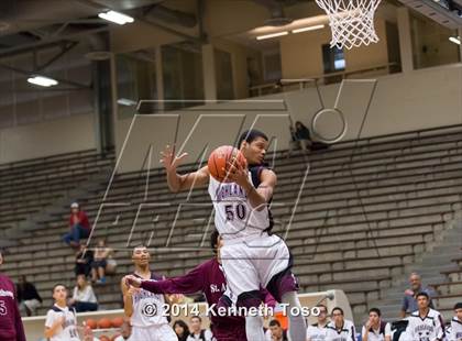 Thumbnail 1 in St. Anthony vs. Highlands (SAISD Tournament) photogallery.
