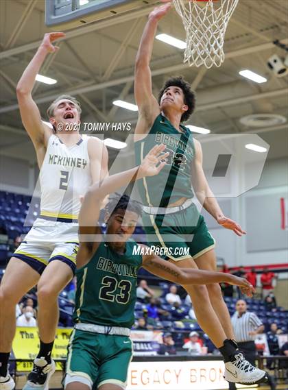 Thumbnail 1 in McKinney vs Birdville (Whataburger Tournament) photogallery.