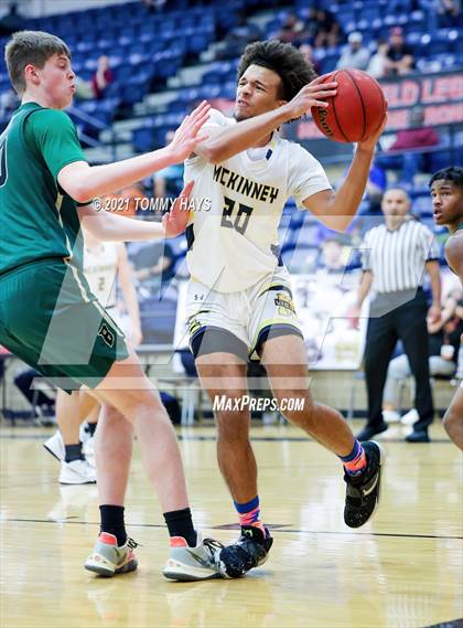 Thumbnail 1 in McKinney vs Birdville (Whataburger Tournament) photogallery.