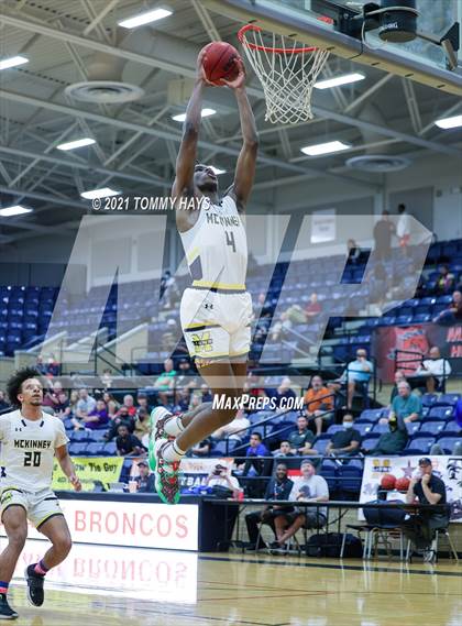 Thumbnail 3 in McKinney vs Birdville (Whataburger Tournament) photogallery.