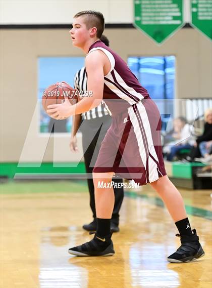 Thumbnail 1 in JV: De Leon @ Santo photogallery.