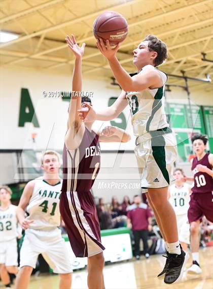 Thumbnail 3 in JV: De Leon @ Santo photogallery.