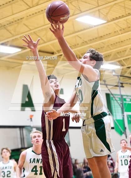 Thumbnail 1 in JV: De Leon @ Santo photogallery.