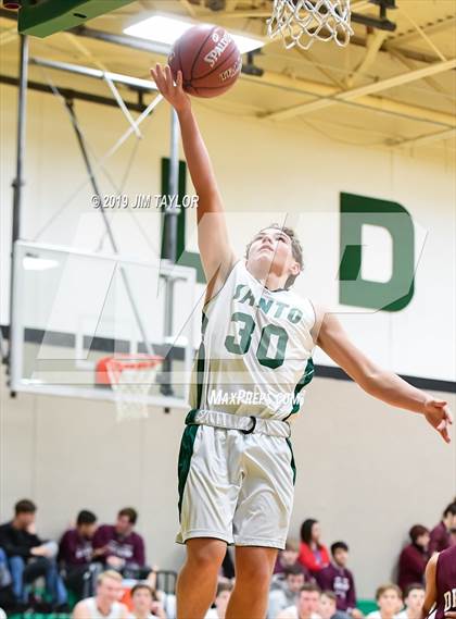 Thumbnail 2 in JV: De Leon @ Santo photogallery.