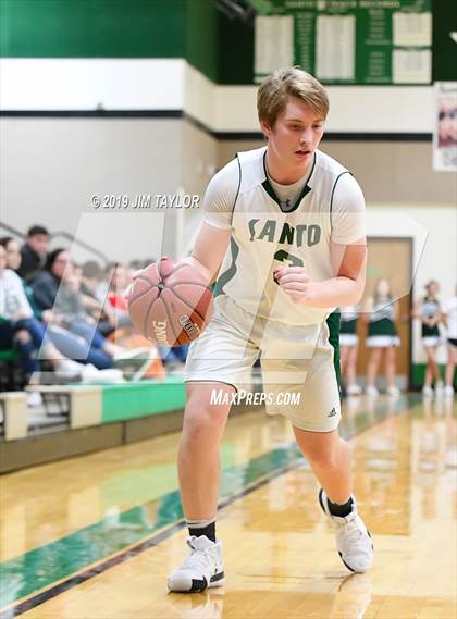 Thumbnail 2 in JV: De Leon @ Santo photogallery.