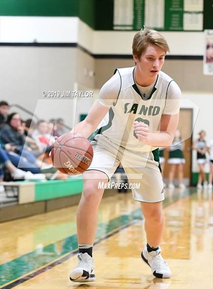 Thumbnail 1 in JV: De Leon @ Santo photogallery.