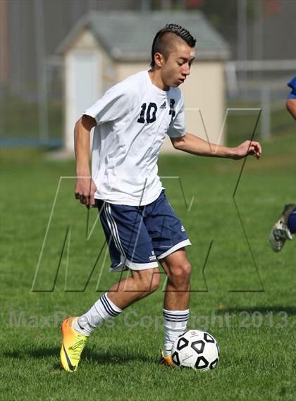 Thumbnail 1 in Hale Ray @ Haddam-Killingworth photogallery.