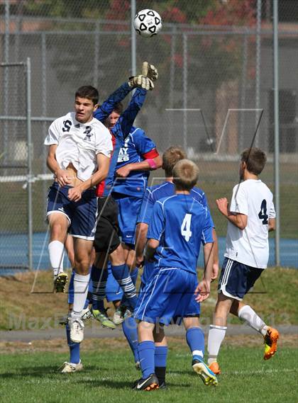 Thumbnail 1 in Hale Ray @ Haddam-Killingworth photogallery.