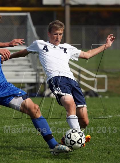 Thumbnail 3 in Hale Ray @ Haddam-Killingworth photogallery.