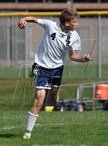 Thumbnail 3 in Hale Ray @ Haddam-Killingworth photogallery.