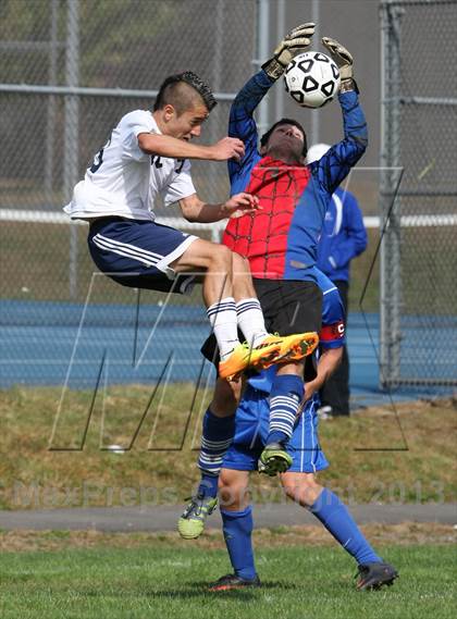 Thumbnail 1 in Hale Ray @ Haddam-Killingworth photogallery.
