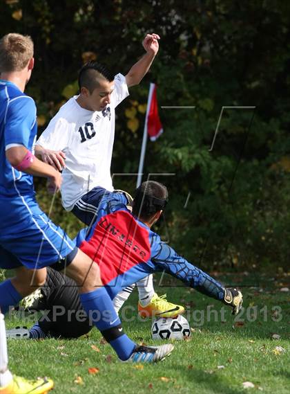 Thumbnail 2 in Hale Ray @ Haddam-Killingworth photogallery.