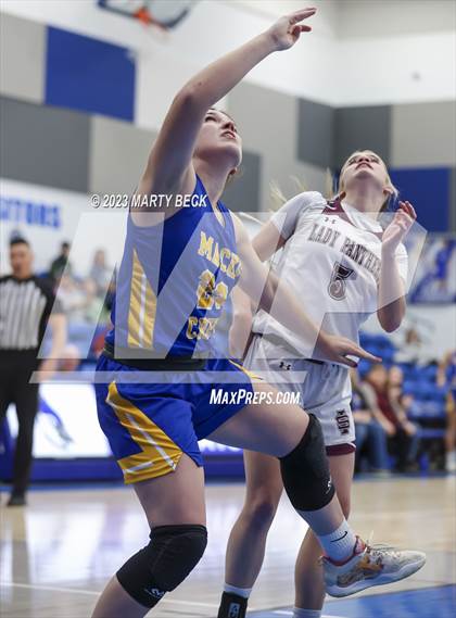Thumbnail 2 in Macks Creek vs South Iron (Bill Rowe's Queen City Showcase) photogallery.
