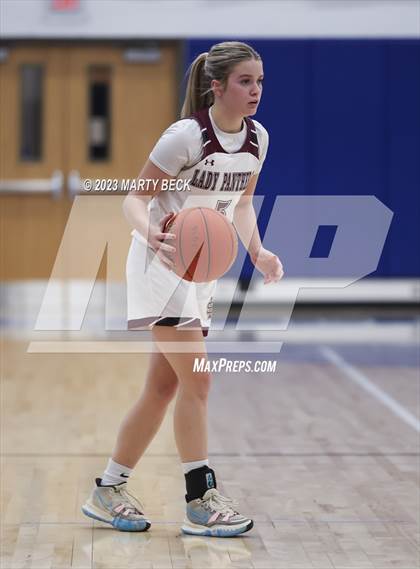 Thumbnail 3 in Macks Creek vs South Iron (Bill Rowe's Queen City Showcase) photogallery.
