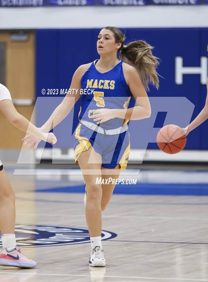 Thumbnail 3 in Macks Creek vs South Iron (Bill Rowe's Queen City Showcase) photogallery.