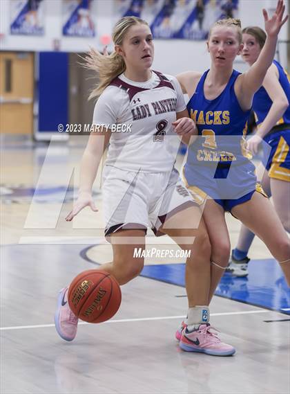 Thumbnail 1 in Macks Creek vs South Iron (Bill Rowe's Queen City Showcase) photogallery.