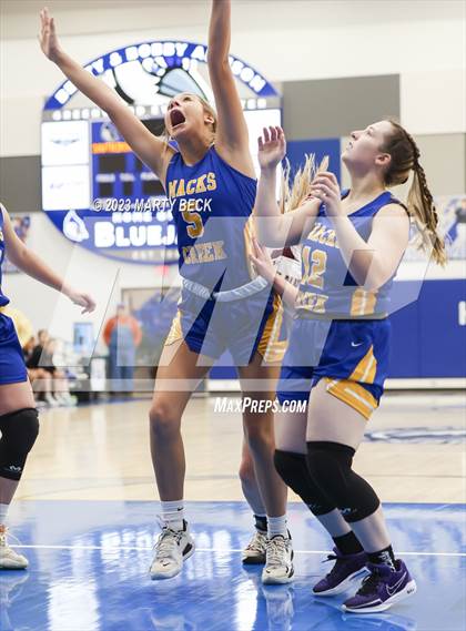 Thumbnail 1 in Macks Creek vs South Iron (Bill Rowe's Queen City Showcase) photogallery.