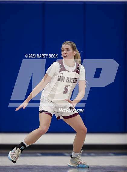 Thumbnail 3 in Macks Creek vs South Iron (Bill Rowe's Queen City Showcase) photogallery.