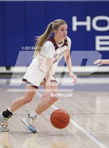 Thumbnail 2 in Macks Creek vs South Iron (Bill Rowe's Queen City Showcase) photogallery.