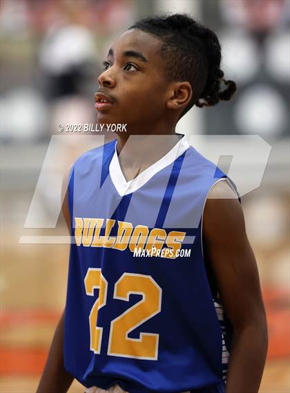 Thumbnail 2 in Grand Saline vs Chapel Hill photogallery.