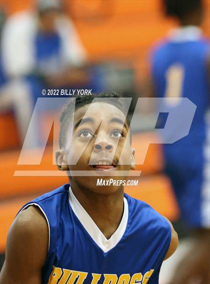 Thumbnail 1 in Grand Saline vs Chapel Hill photogallery.