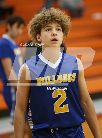 Thumbnail 2 in Grand Saline vs Chapel Hill photogallery.