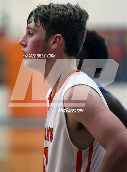 Thumbnail 2 in Grand Saline vs Chapel Hill photogallery.